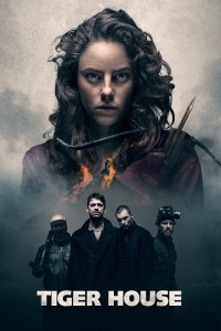 Lọt Vào Hang Cọp Tiger House